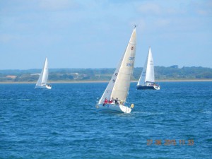 Polly prepares for a tack off Fort Victoria (c) Dermod O'Malley